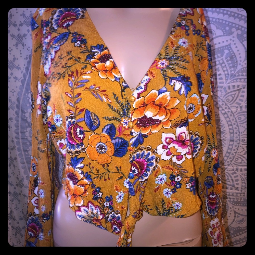 NWT/Patrons of Peace Top
